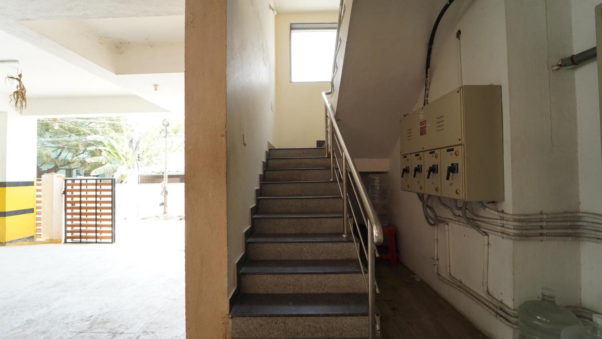 Vangal Nest Peelamedu Psg Stay Coimbatore Exterior photo