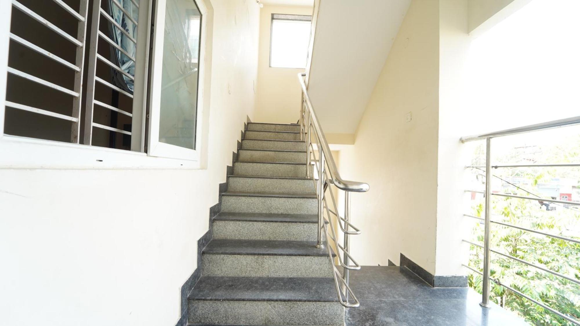 Vangal Nest Peelamedu Psg Stay Coimbatore Exterior photo